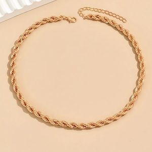 NEW NORDSTROM REVOLVE 18kt Gold Plated Choker Twist Chain Necklace Jewelry Retro